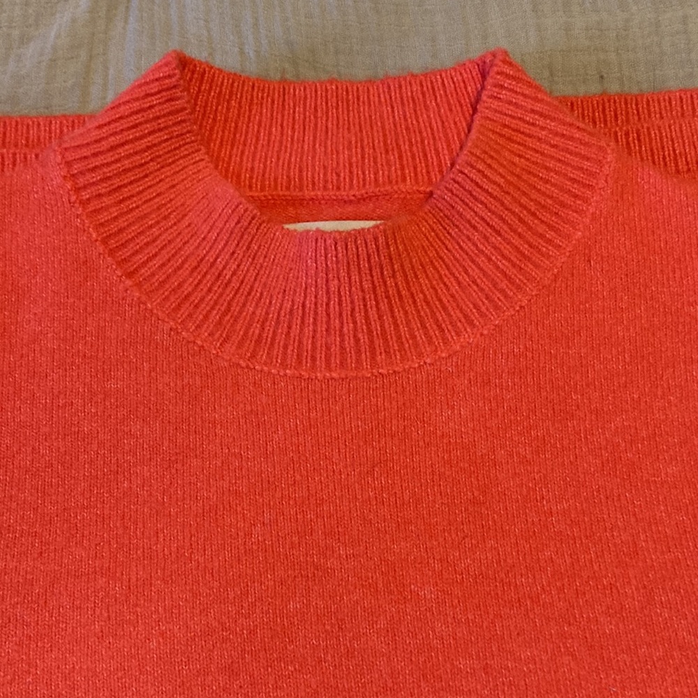 LOFT- Mock neck short sleeve sweater